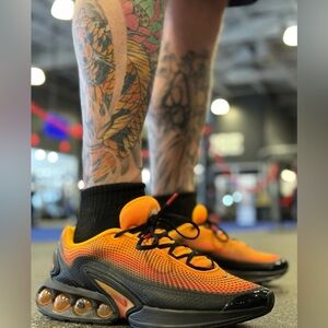 Nike Air Max DN 🔥 SE Laser Orange Comet Red Black HM0810-800 Men’s 10 12 NEW